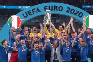 Италия сплясала за всю Европу