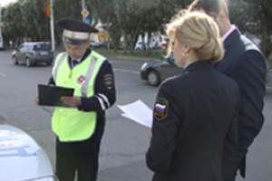 Угонам авто подростка назначили колонию