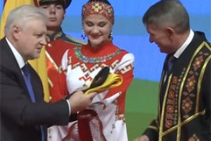 Экс-водителя Олега Николаева облачили в князя Чувашии