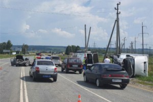 У Кугеси погибла водитель и пострадали 4 детей