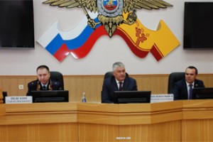 Потребовал раскрываемости преступлений