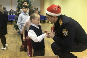 Визит к подшефным СКР нанес вместе с Дедом Морозом