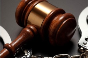 Удар замначальнику полиции потянул на 2 года условно