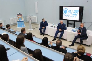 Фомин пожелал студентам-юристам ЧГУ саморазвития