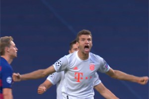 Барсе забил 8 печалей витрувианский человек от Баварии