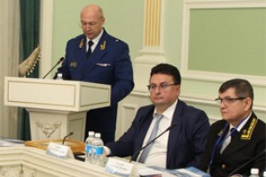 Мобилу жены и деньги соседей чебоксарец унес условно