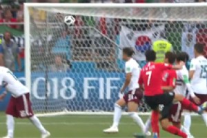 Пятидесятый Чичарито выбил Корею с голом