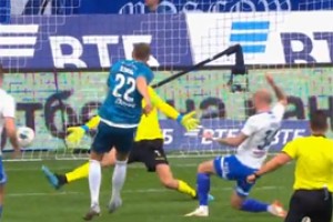 После выигрыша у Динамо Зенит догоняет целый квартет 