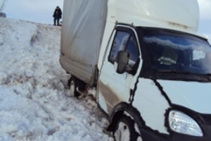 Разбираются с угонами и ДТП в Раздольное