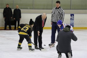 В Питере дан старт турниру на Кубок СКР по хоккею