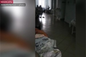 Проверяют показ на Пятом грудничков в коридоре