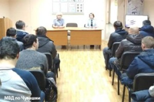 Бухих ездоков отрезвляют жесткой лекцией