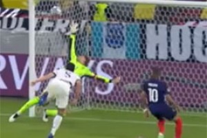 Понудили впихнуть гол в свои ворота