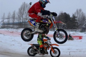 Следствие простимулировало Суперкроссом