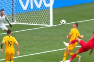 Франция не покарала боязливую игру Дании