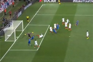 За четвертьфинальный барьер шагнут победители