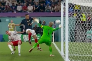 Мбаппе - реял над вратарской, Месси - вбивал