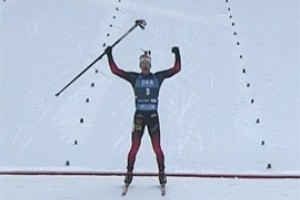  Стурла завершил Поклюку золотом