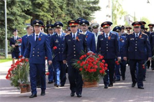 СКР и надзор Чувашии воздали Дню Победы