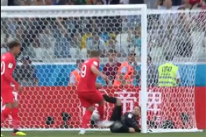 Англия Кейном прошлась по Тунису