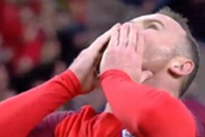 Руни еще себя покажет 