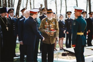 Москва пошла Дорогой Памяти 