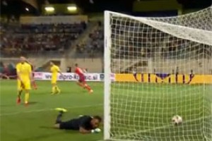 А выигрыш лежал уже у Домжале