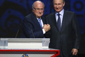 Блаттера рокируют с тренером сборной РФ 