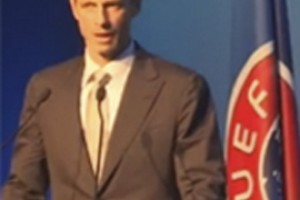 Словенец сменил в УЕФА прославленного француза