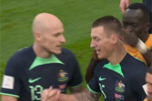 Дьюку с Мунтари и Нидерландами свезло