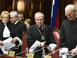 V Konstitucionnom Sude RF