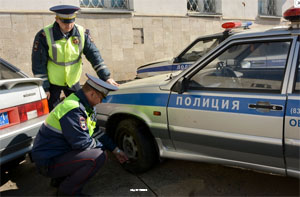 Veterani polizii ustroili svoj smotr novomu glave mvd CHR4