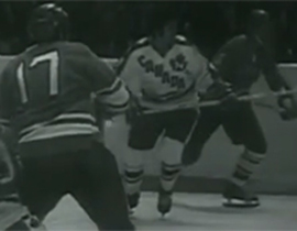 Valerij Harlamov v igre s kanadcami