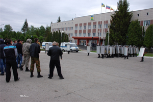 chuvaschskaja polizia repetirovala presechenie obschestvennih besporjadkov5