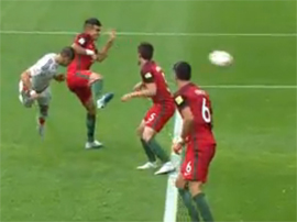 Meksikanskij atakujushhij vihr na kontratakujushhij volnorez portugalcev