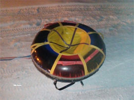 V Alatyre katanie dvuh vzroslyh prijatelej po avtotrasse na vatrushkah zavershilos tjazhkim DTP1