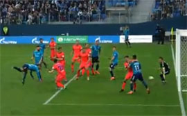 V polushage Loko ot chempionstva Zenit vybyl ot tyazhby za zoloto3