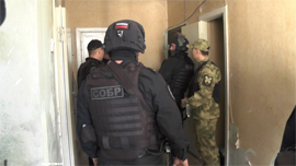 Specoperaciya Rosgvardii v CHeboksarah zavershilas osvobozhdeniem semji s rebenkom1