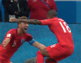 Angliya Kejnom proshlas po Tunisu15