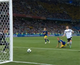 CHudesnoe spasenie nemcev na poslednej sekunde stoilo shesti golov anglichan Paname7