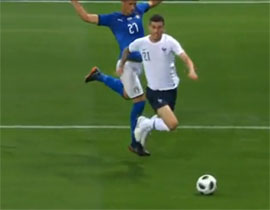 Skorostnaya francuzskaya mashinka podmyala italyancev v Nicce1