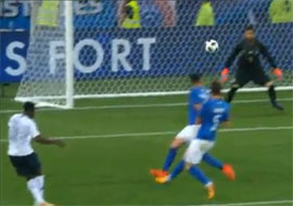 Skorostnaya francuzskaya mashinka podmyala italyancev v Nicce3