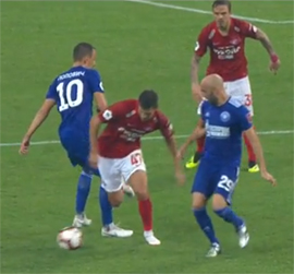 Startovoe trio pobeditelej dobilos po odnomu bezotvetnomu golu2