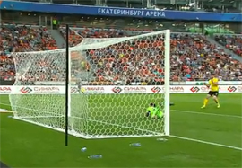 Startovoe trio pobeditelej dobilos po odnomu bezotvetnomu golu9