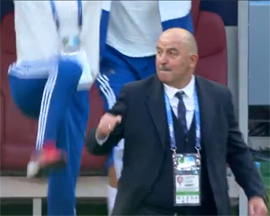 Vtoroj chetvertfinalnyj dueht voznik iz vratarskogo otrazheniya25