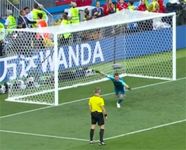 Vtoroj chetvertfinalnyj dueht voznik iz vratarskogo otrazheniya35