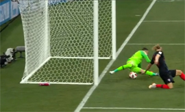 Vtoroj chetvertfinalnyj dueht voznik iz vratarskogo otrazheniya41