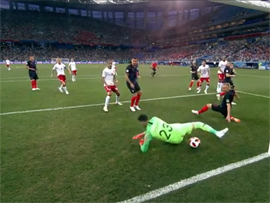 Vtoroj chetvertfinalnyj dueht voznik iz vratarskogo otrazheniya43