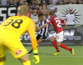 PAOKa volchok pokusal oboronu Spartaka s bochkov3