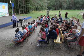 SU SKR po CHuvashii razyasnilo detyam v Sosnyachke bezopasnoe povedenie5